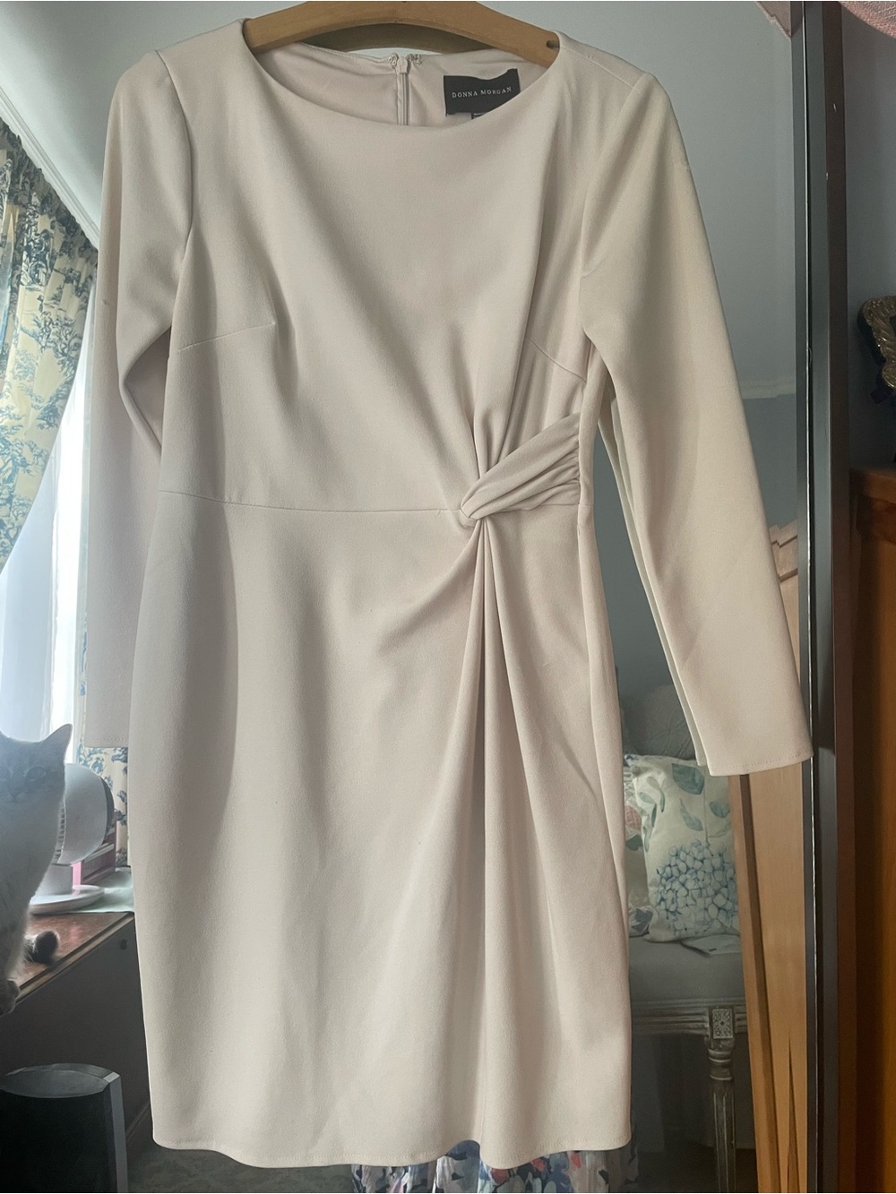Donna Morgan Cream Twist-Waist Long Sleeve Sheath Dress